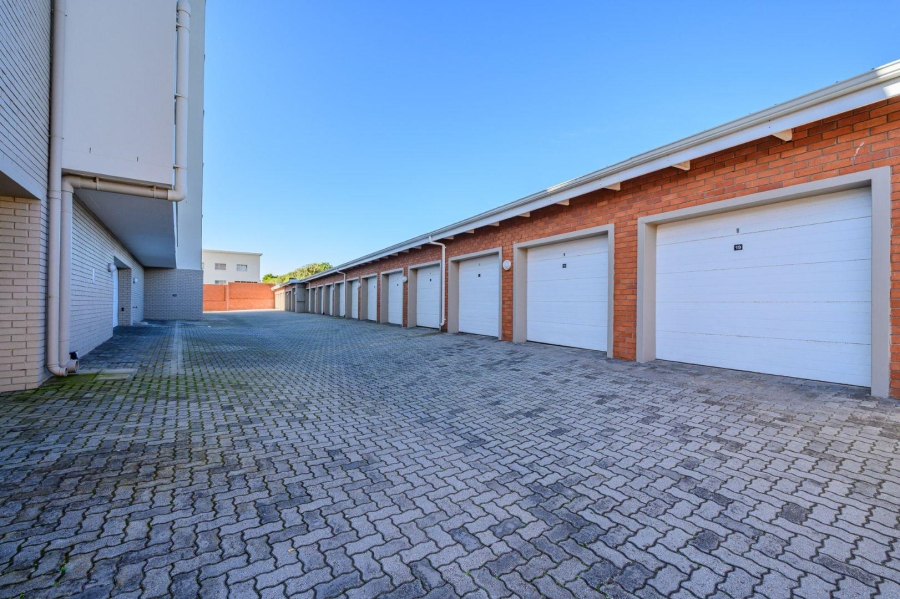 2 Bedroom Property for Sale in Humewood Eastern Cape